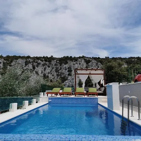 Villa Ivanka Sevid