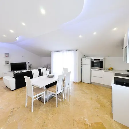 Villa Ivanka Sevid
